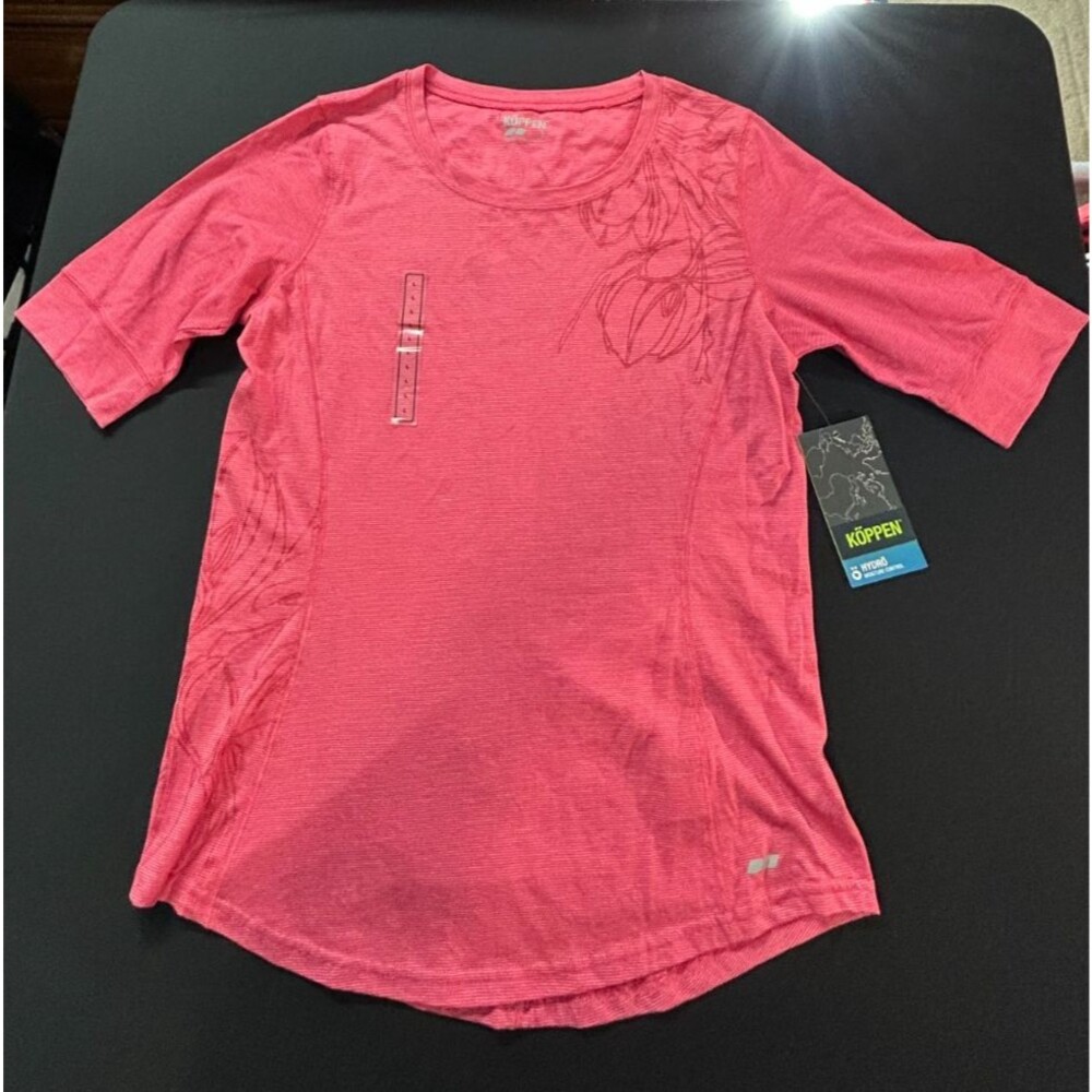 NWT Koppen Active Top Large Red Floral Moisture Control Breathable Dart Shirt